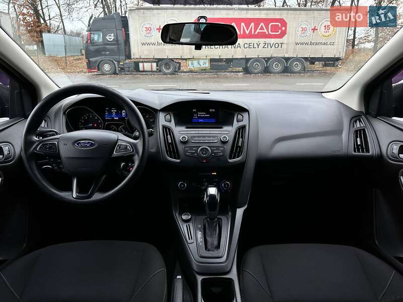 Хэтчбек Ford Focus 2016 в Киеве фото 39 Хэтчбек Ford Focus 2016 в Киеве
