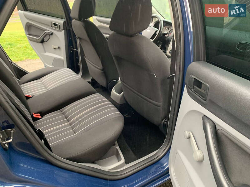 Хэтчбек Ford Focus 2010 в Хмельницком фото 37 Хэтчбек Ford Focus 2010 в Хмельницком