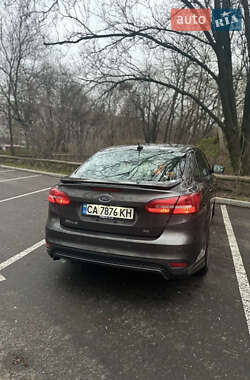 Седан Ford Focus 2016 в Черкасах