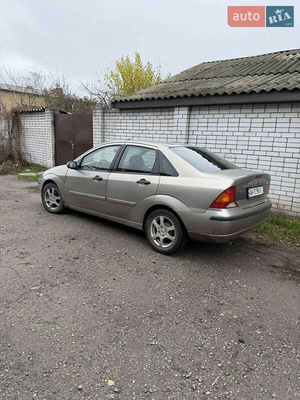 Седан Ford Focus 2003 в Днепре фото 5 Седан Ford Focus 2003 в Днепре