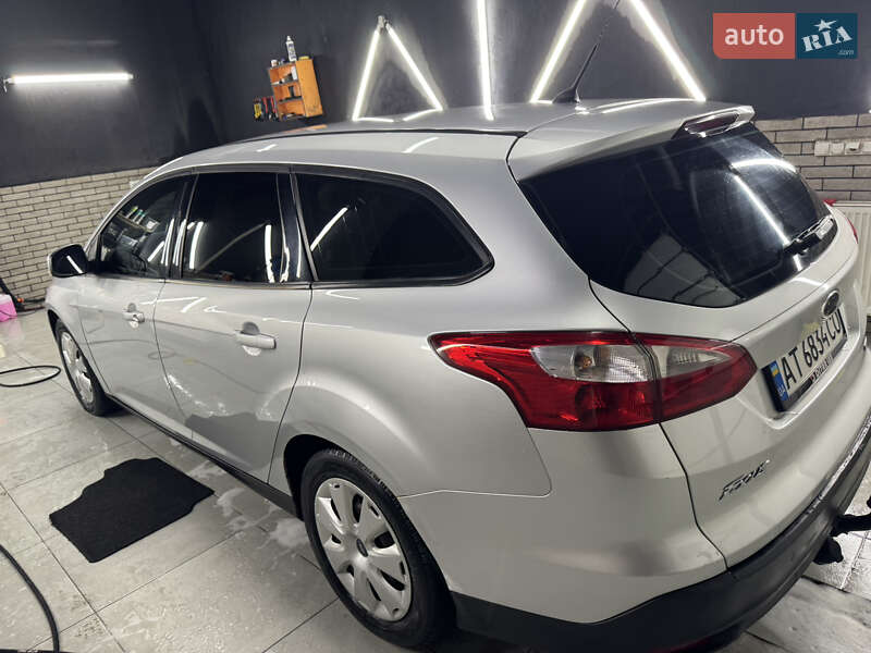 Универсал Ford Focus 2013 в Черновцах
