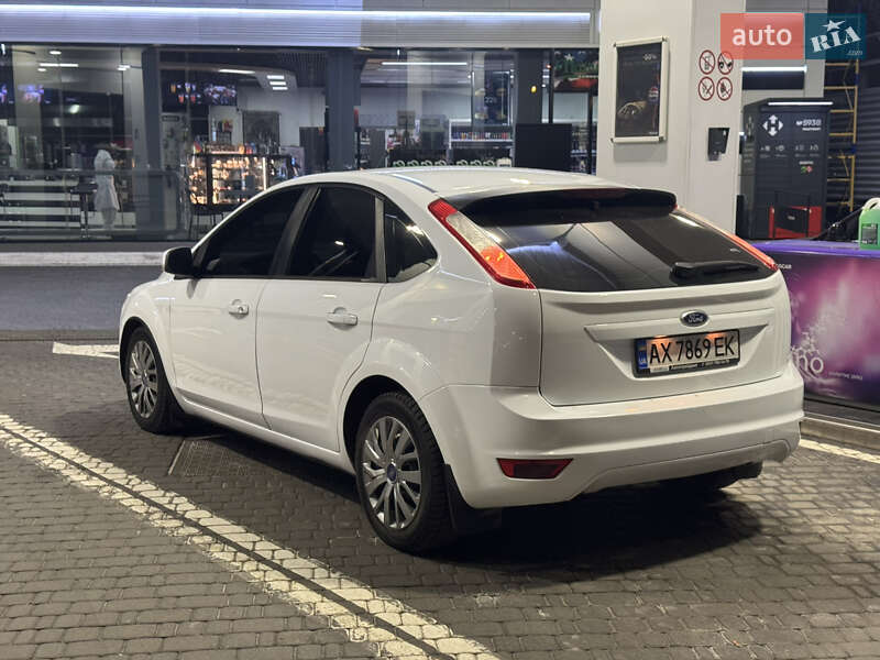 Хэтчбек Ford Focus 2010 в Харькове фото 2 Хэтчбек Ford Focus 2010 в Харькове