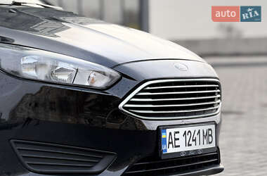 Седан Ford Focus 2016 в Днепре