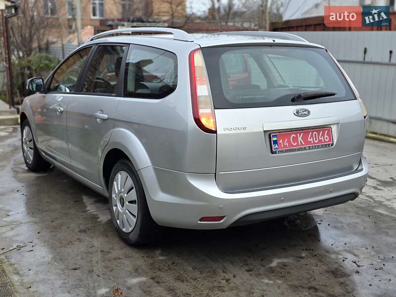 Универсал Ford Focus 2010 в Бердичеве фото 2 Универсал Ford Focus 2010 в Бердичеве