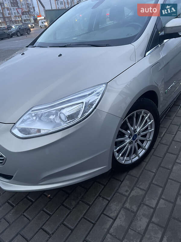 Хэтчбек Ford Focus 2017 в Гатном фото 15 Хэтчбек Ford Focus 2017 в Гатном