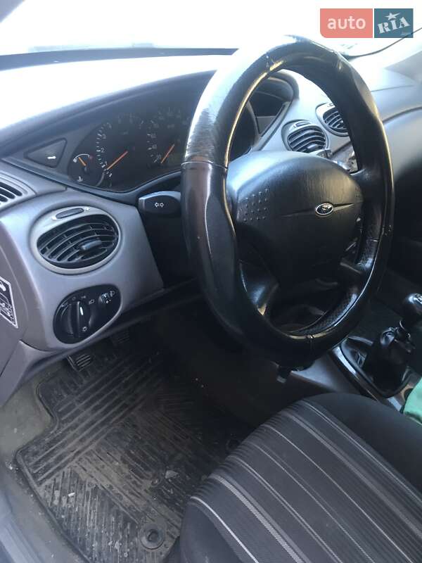 Универсал Ford Focus 1999 в Ужгороде