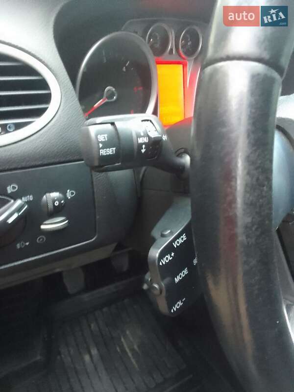 Універсал Ford Focus 2009 в Чернівцях