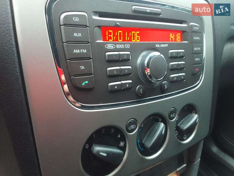 Універсал Ford Focus 2009 в Чернівцях