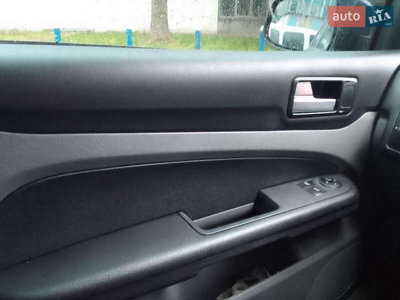 Універсал Ford Focus 2009 в Чернівцях