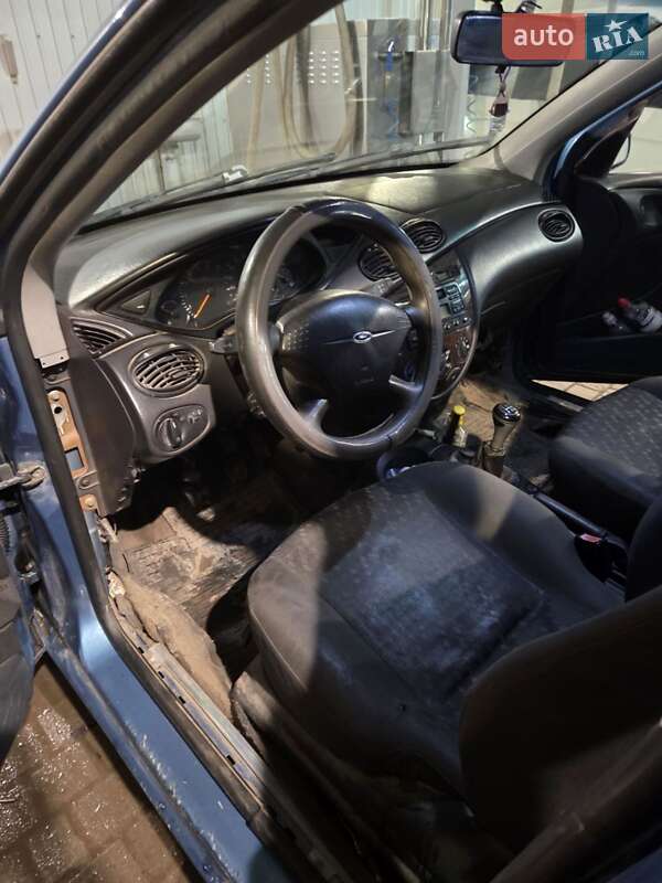 Універсал Ford Focus 2000 в Старокостянтинові