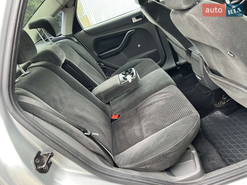 Седан Ford Focus 2007 в Киеве фото 18 Седан Ford Focus 2007 в Киеве