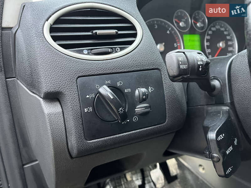 Универсал Ford Focus 2005 в Черкассах фото 17 Универсал Ford Focus 2005 в Черкассах