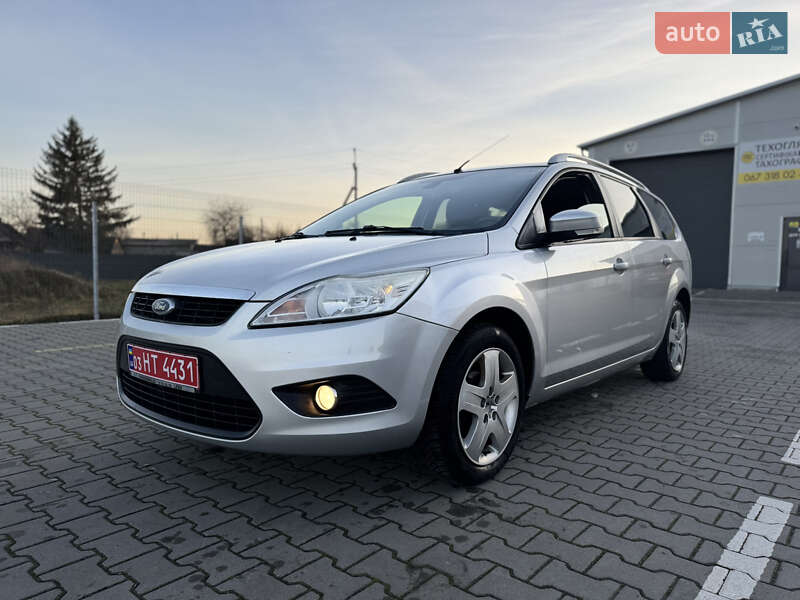Универсал Ford Focus 2008 в Нововолынске