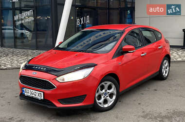 Хэтчбек Ford Focus 2015 в Киеве