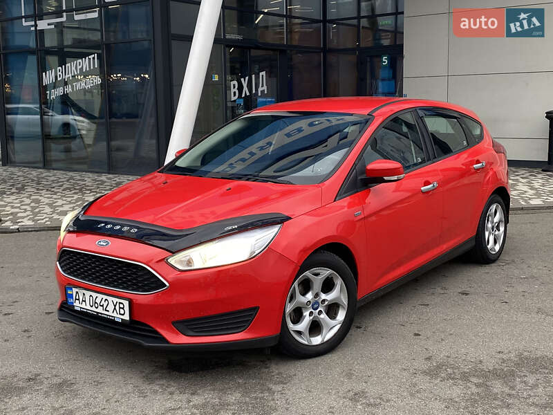 Хэтчбек Ford Focus 2015 в Киеве