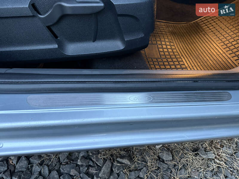 Универсал Ford Focus 2005 в Луцке фото 21 Универсал Ford Focus 2005 в Луцке