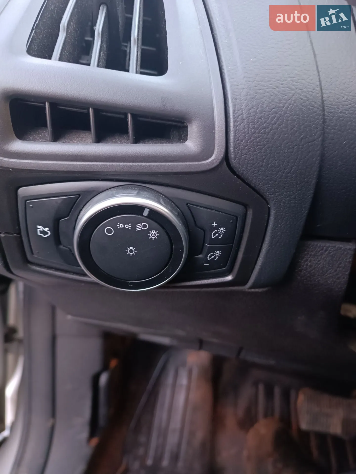 2015 Ford Focus - мініатюра 10
