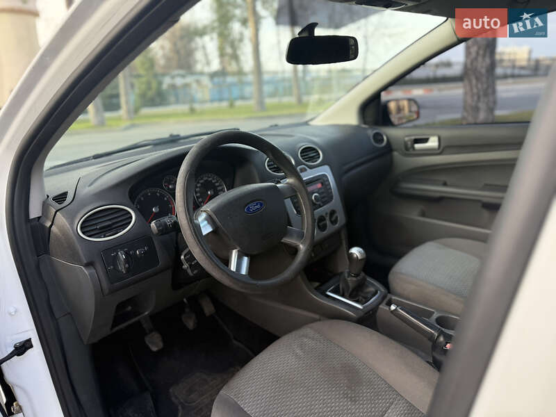 Хэтчбек Ford Focus 2011 в Харькове