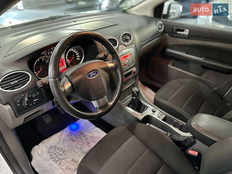 Универсал Ford Focus 2009 в Каменском