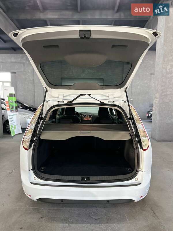 Универсал Ford Focus 2009 в Каменском