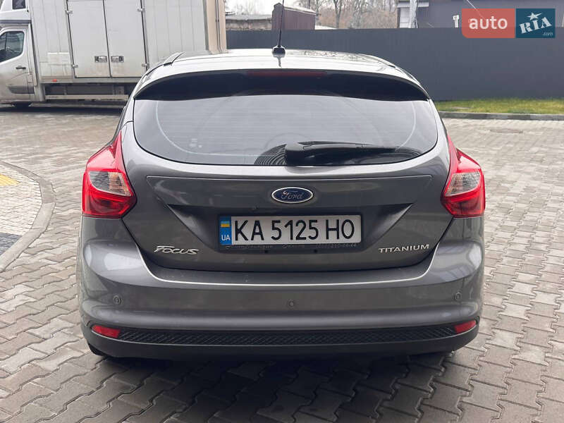 Хэтчбек Ford Focus 2014 в Киеве