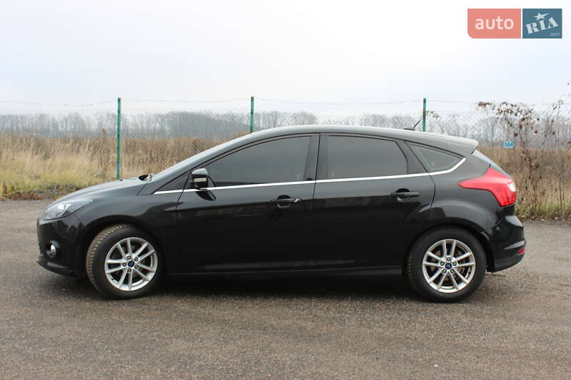 Хэтчбек Ford Focus 2014 в Киеве