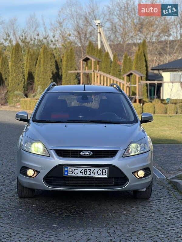 Универсал Ford Focus 2008 в Жовкве