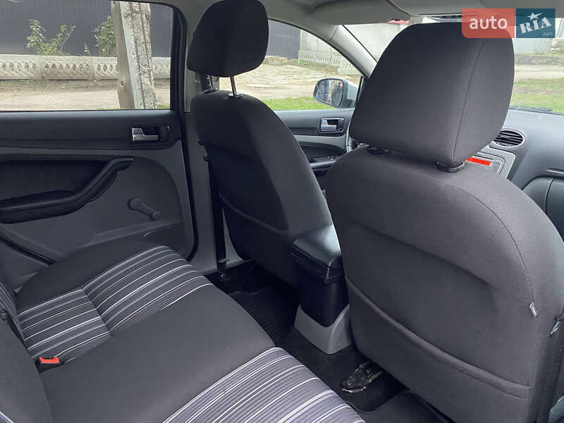 Универсал Ford Focus 2009 в Вознесенске