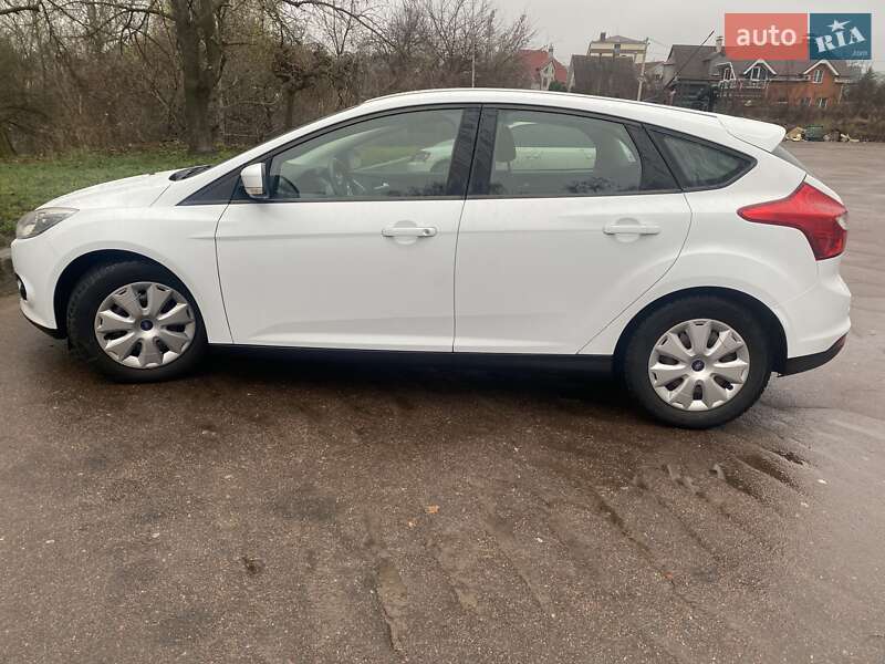Хэтчбек Ford Focus 2014 в Житомире