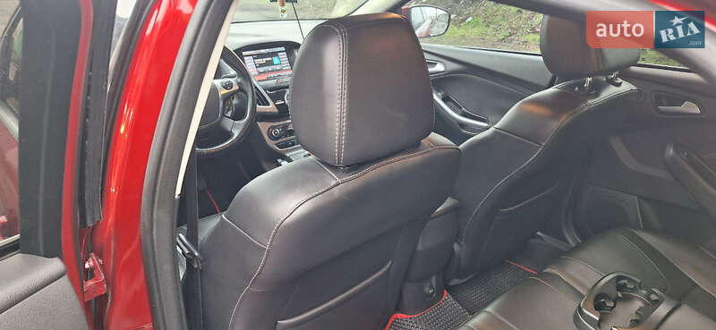 Седан Ford Focus 2013 в Терновке