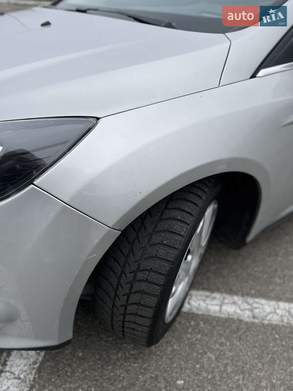 Хетчбек Ford Focus 2014 в Києві фото 8 Хетчбек Ford Focus 2014 в Києві