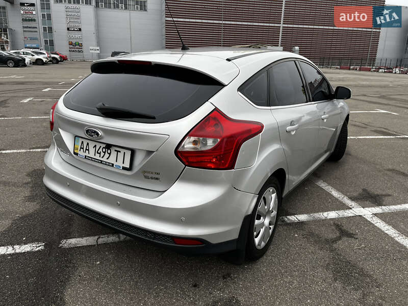 Хетчбек Ford Focus 2014 в Києві фото 18 Хетчбек Ford Focus 2014 в Києві