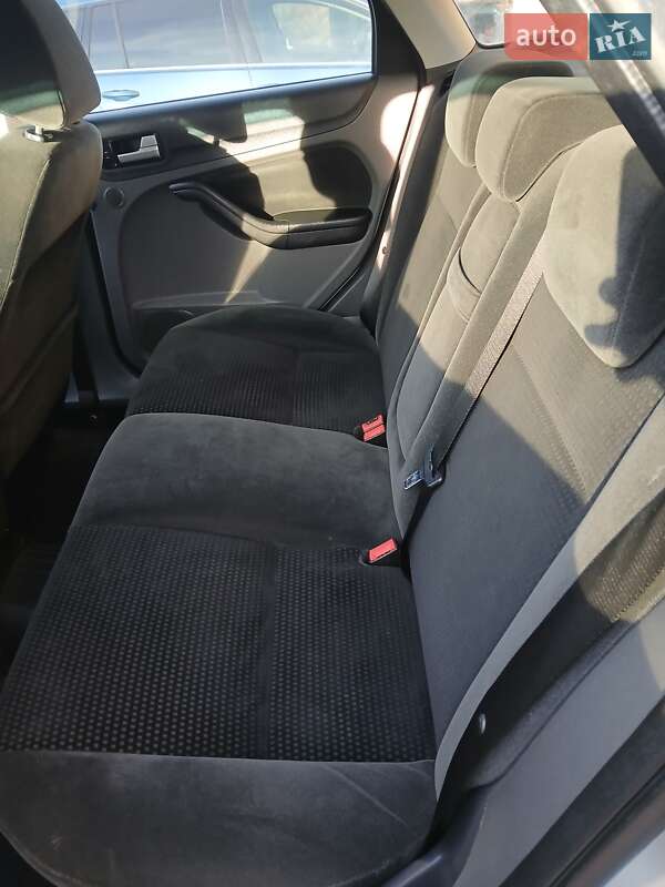 Седан Ford Focus 2006 в Ивано-Франковске
