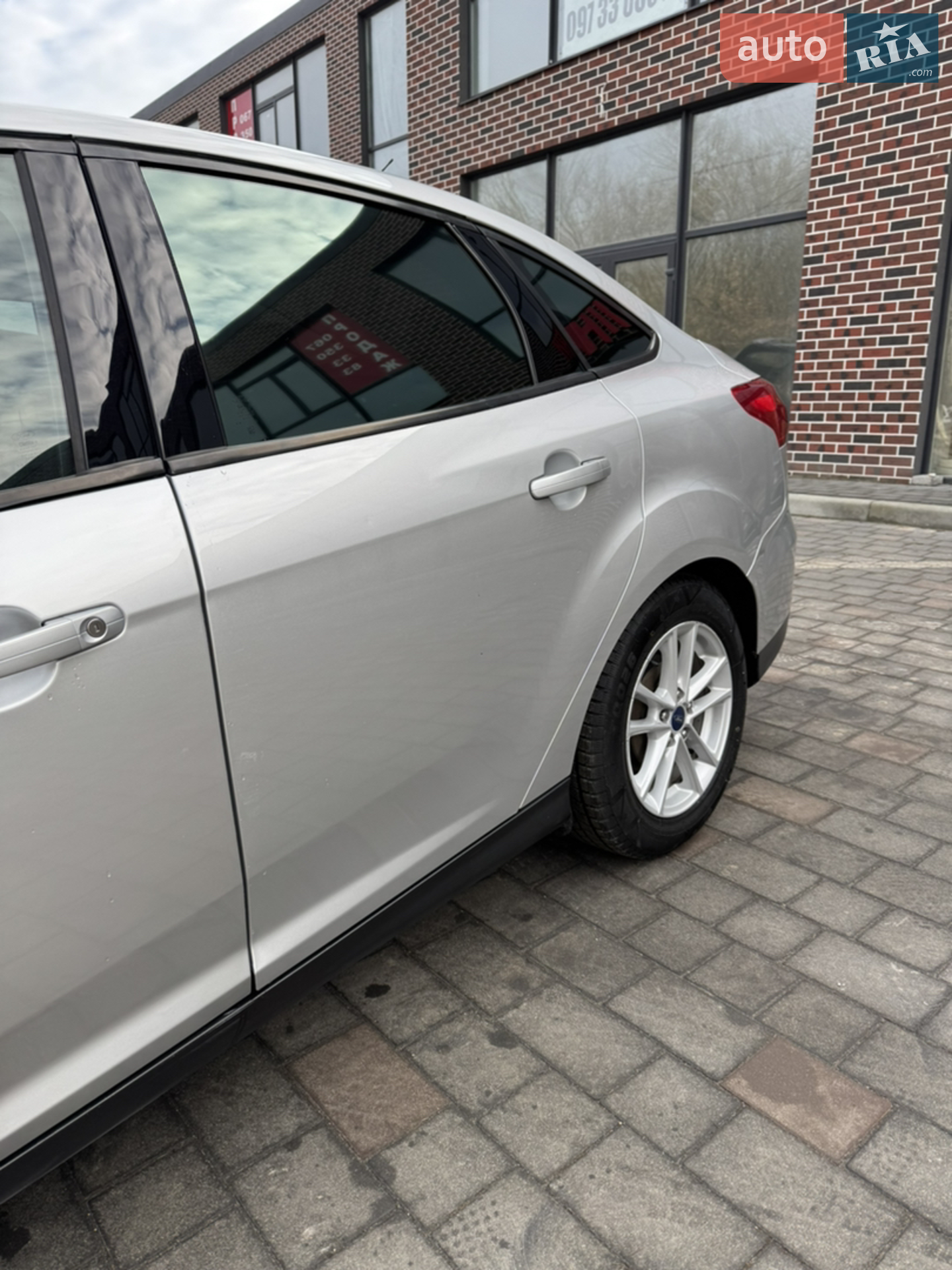 2017 Ford Focus - мініатюра 10