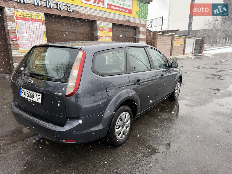 Универсал Ford Focus 2010 в Киеве