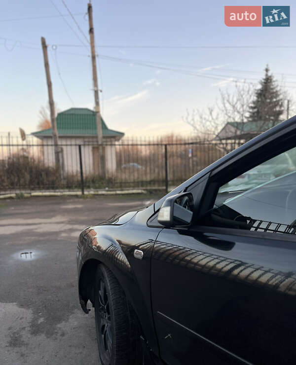 Хэтчбек Ford Focus 2007 в Бердичеве фото 6 Хэтчбек Ford Focus 2007 в Бердичеве