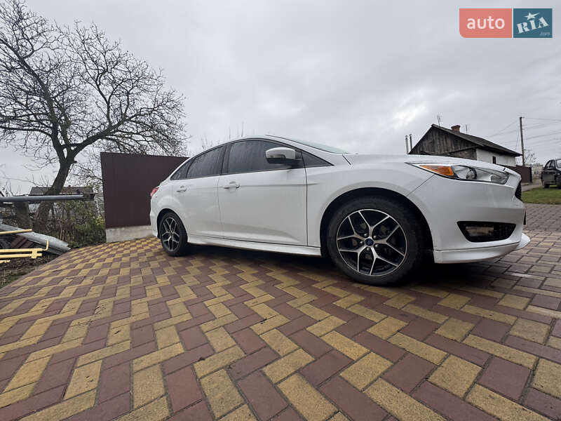 Седан Ford Focus 2015 в Шепетівці фото 5 Седан Ford Focus 2015 в Шепетівці