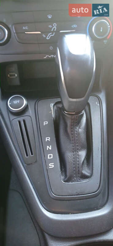 Седан Ford Focus 2015 в Шепетівці фото 17 Седан Ford Focus 2015 в Шепетівці