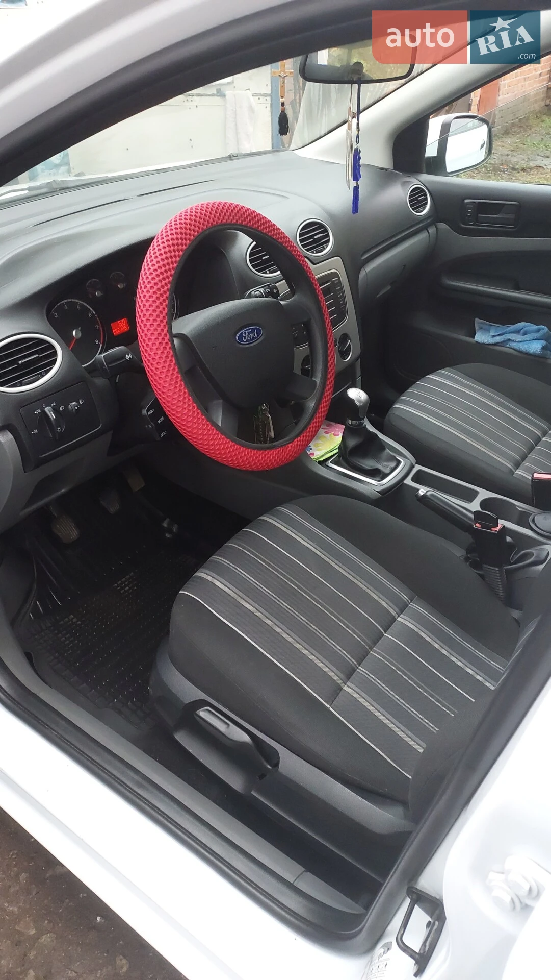 2011 Ford Focus - мініатюра 18