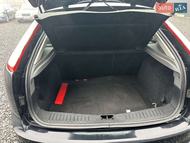 Хэтчбек Ford Focus 2009 в Луцке