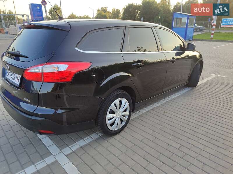 Універсал Ford Focus 2013 в Дубні