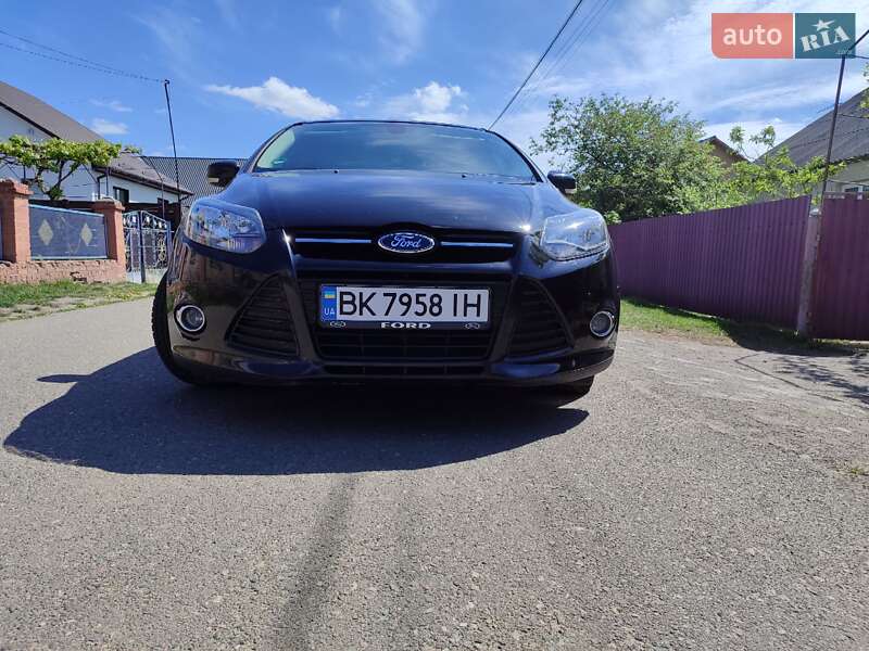 Універсал Ford Focus 2013 в Дубні
