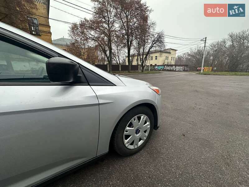 Седан Ford Focus 2015 в Чернигове