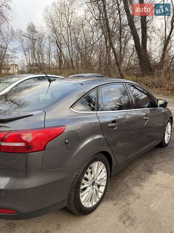Седан Ford Focus 2017 в Киеве фото 6 Седан Ford Focus 2017 в Киеве