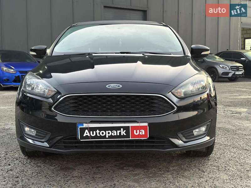Седан Ford Focus 2015 в Львове