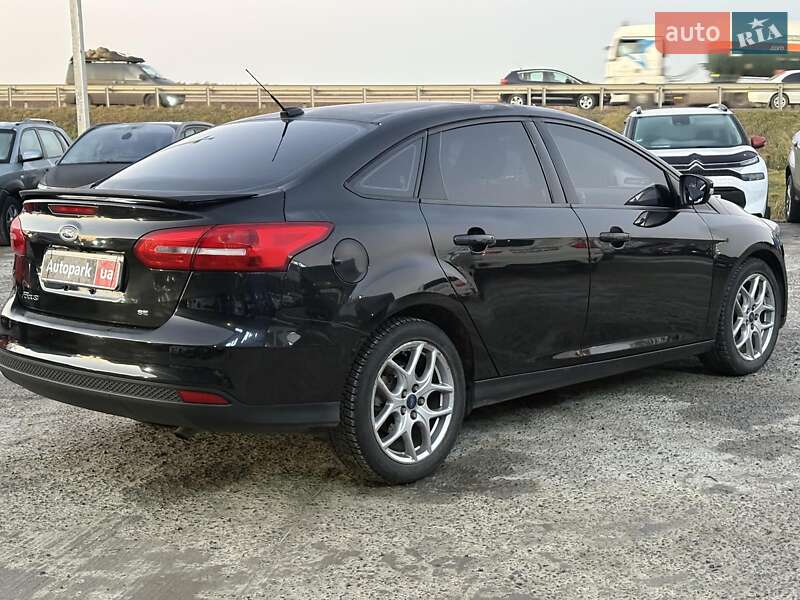 Седан Ford Focus 2015 в Львове