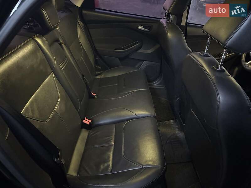 Седан Ford Focus 2015 в Львове
