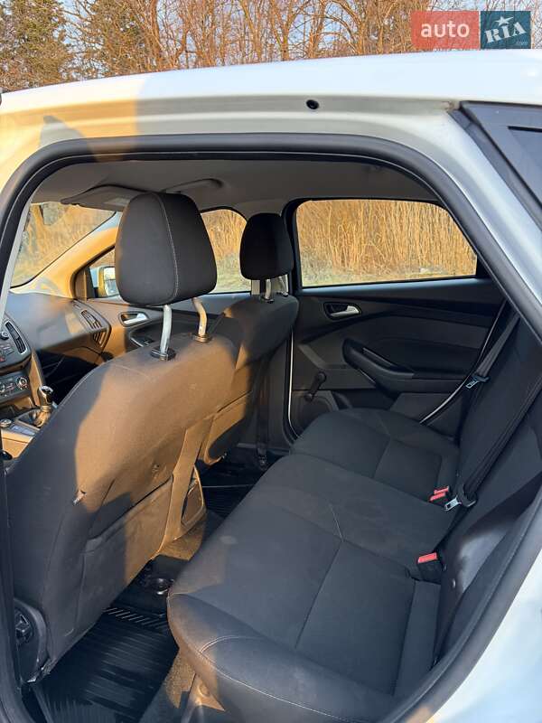 Хэтчбек Ford Focus 2016 в Львове