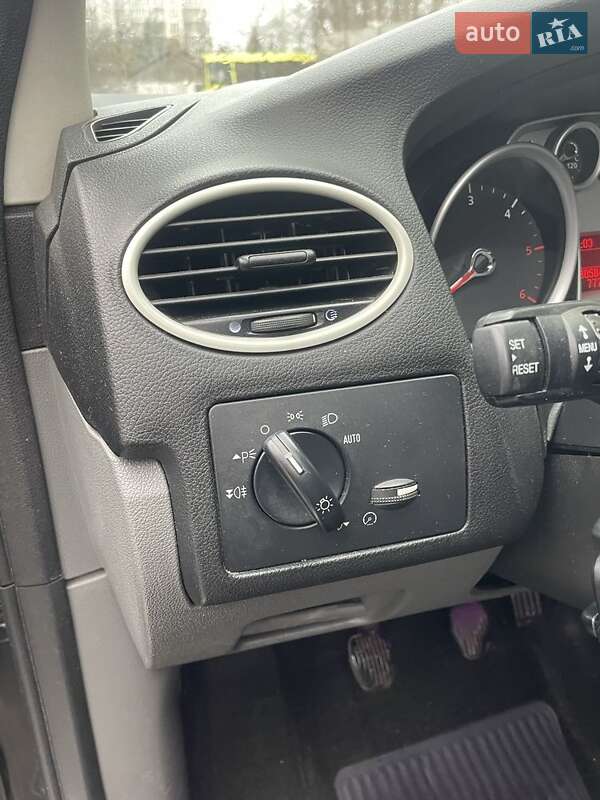 Универсал Ford Focus 2010 в Львове