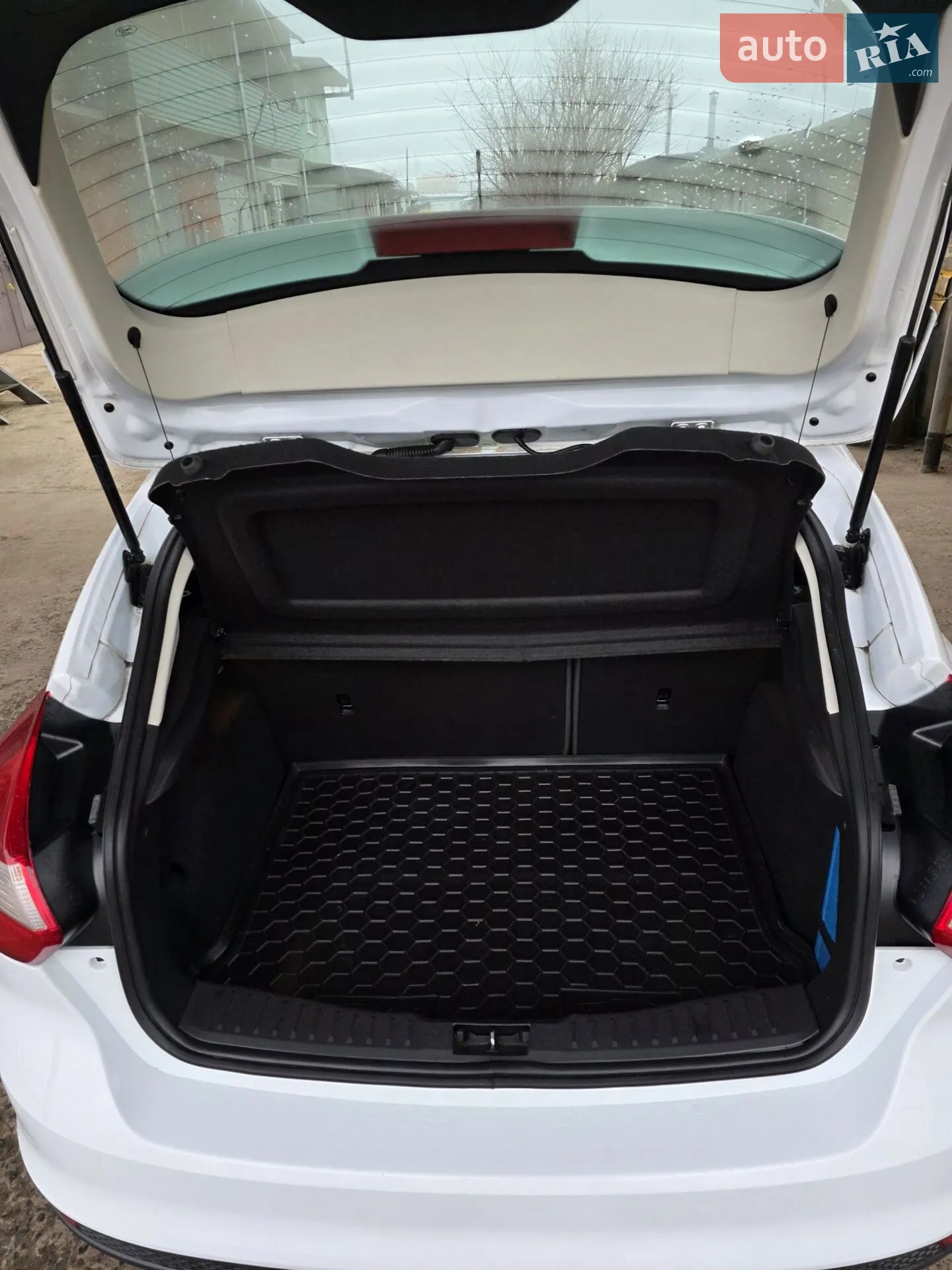 2013 Ford Focus - мініатюра 14